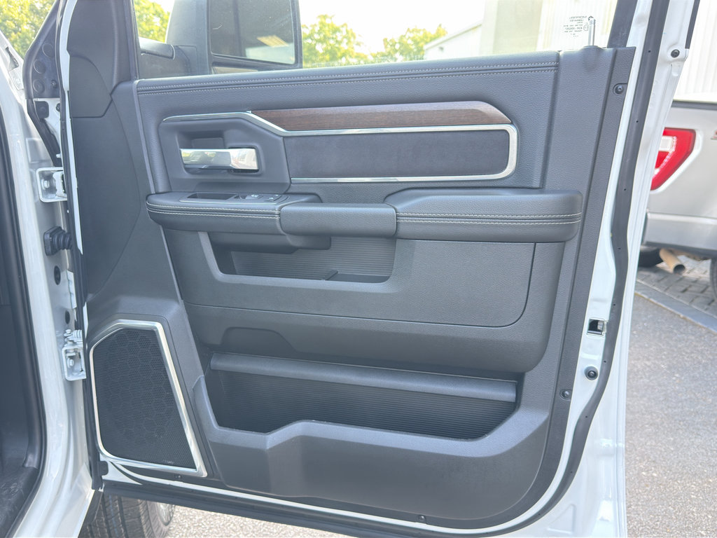 Used 2024 RAM 2500 Laramie w/ Safety Group AWD/4WD image 35