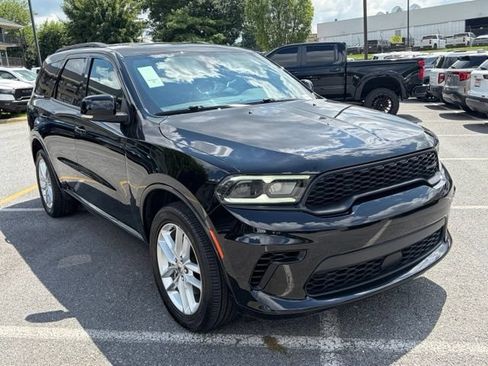 Used 2024 Dodge Durango GT AWD/4WD image 2