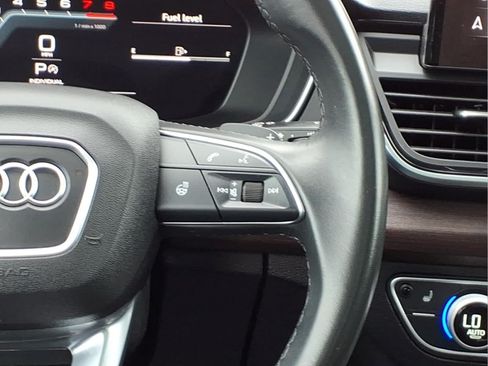 Used 2022 Audi Q5 2.0T Premium Plus AWD/4WD image 23