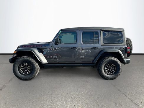 New 2026 Jeep Wrangler Unlimited Rubicon w/ Xtreme 35 Tire Package AWD/4WD image 4