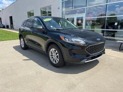 Certified 2022 Ford Escape SE