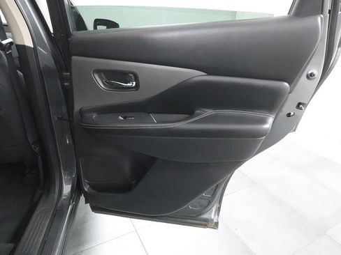 Used 2019 Nissan Murano S AWD/4WD image 24