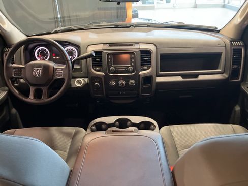 Used 2017 RAM 1500 Express w/ Black Ram 1500 Express Group image 22