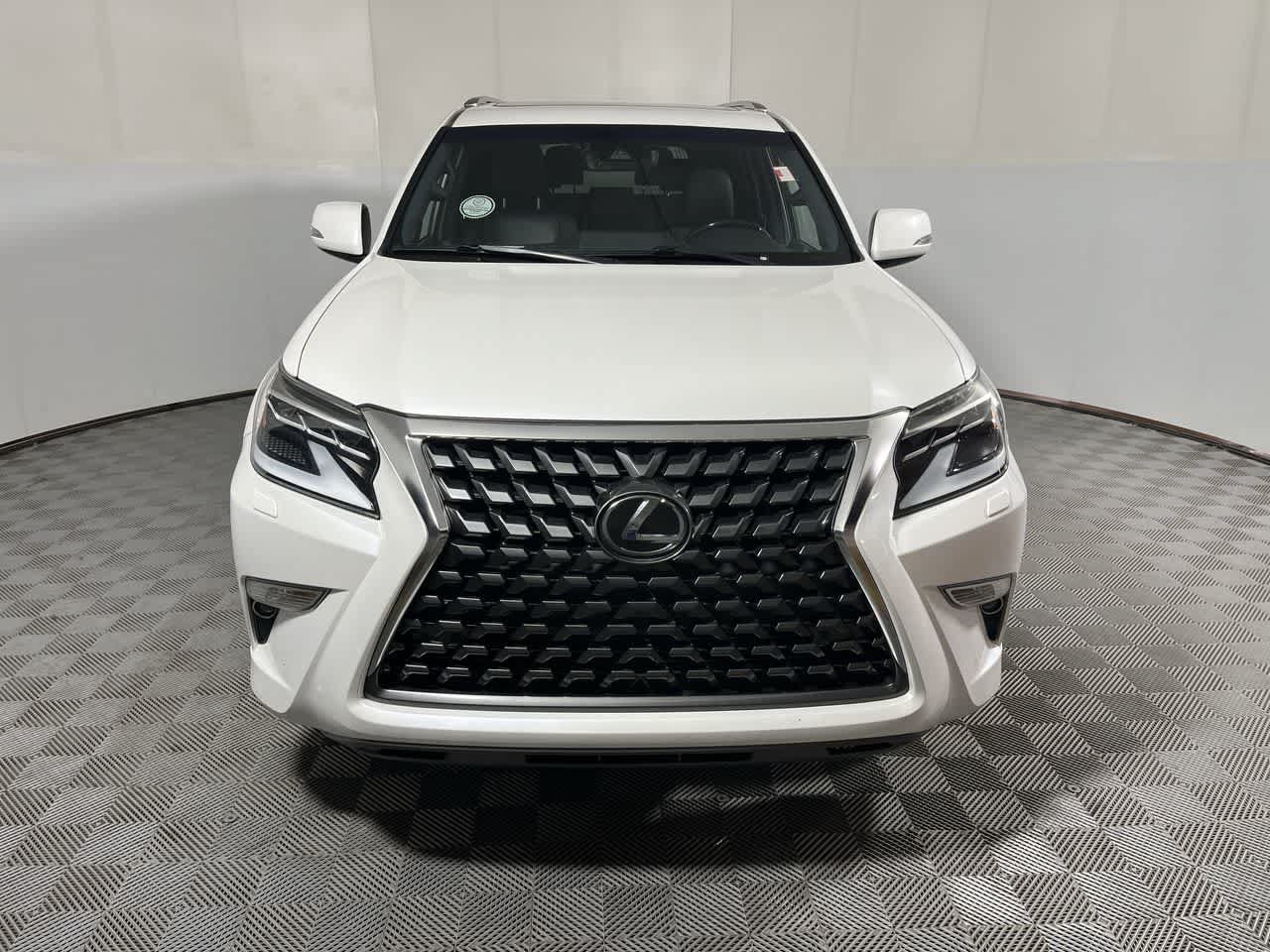 Used 2021 Lexus GX 460 Premium w/ Premium Package AWD/4WD image 3