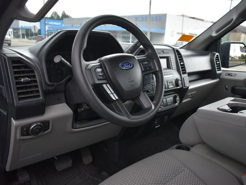 Used 2016 Ford F150 XL w/ Equipment Group 101A Mid AWD/4WD image 14