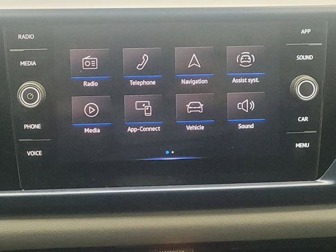 Used 2022 Volkswagen Taos SE w/ Panoramic Sunroof Package image 25