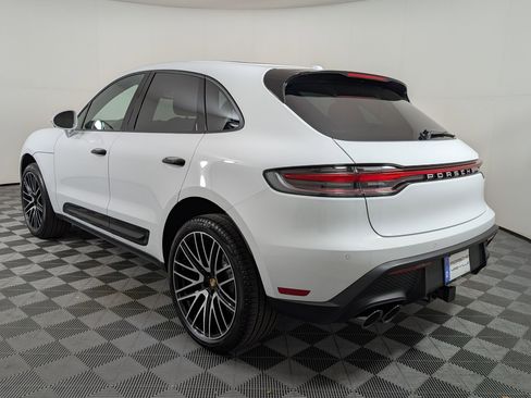 Used 2026 Porsche Macan image 3