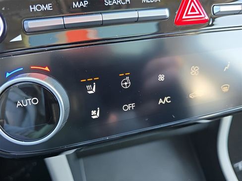 New 2025 Hyundai Tucson Limited FWD image 31