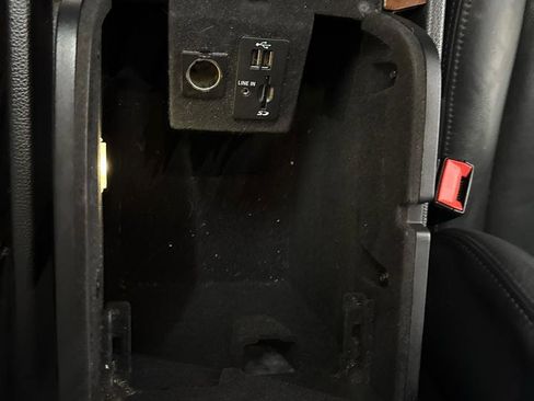 Used 2015 Lincoln Navigator 4WD image 26