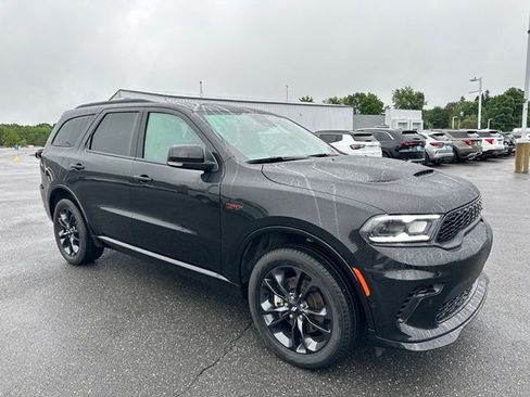 Used 2025 Dodge Durango GT AWD/4WD image 3