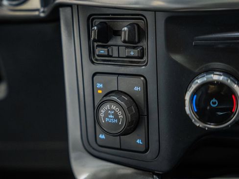 Certified 2023 Ford F150 Lariat w/ Equipment Group 502A High image 35