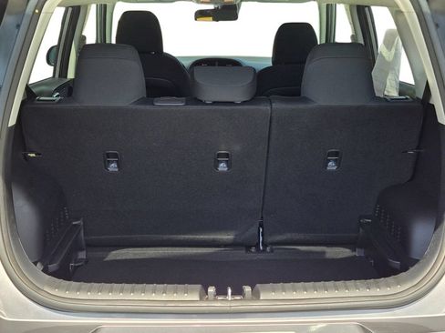 Certified 2025 Kia Soul LX w/ LX Technology Package FWD image 12