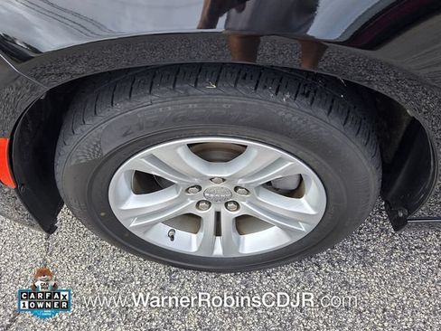 Used 2023 Dodge Charger SXT RWD image 18