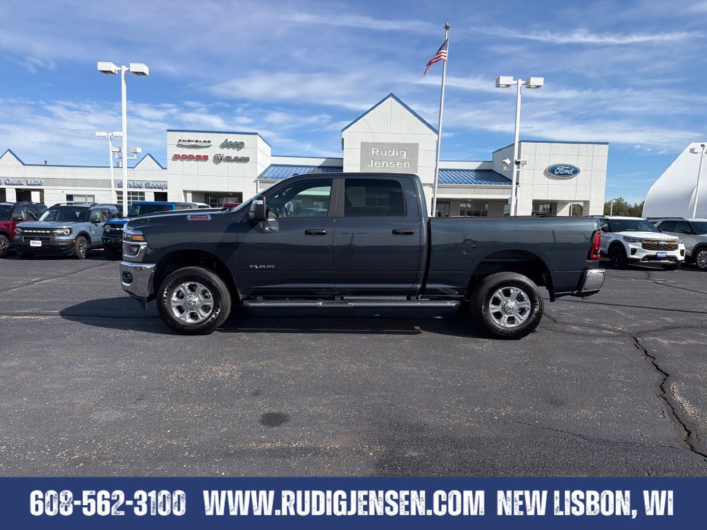 Used 2026 RAM 2500 Big Horn AWD/4WD image 2
