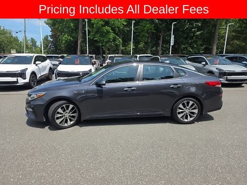 Used 2019 Kia Optima S FWD image 12