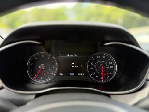 Used 2019 Genesis G70 2.0T Advanced RWD image 14
