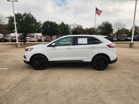 Used 2024 Ford Edge SEL image 4