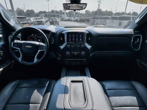 Used 2022 Chevrolet Silverado 2500 LTZ w/ LTZ Plus Package AWD/4WD image 24