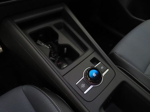 New 2026 Volkswagen Tiguan SE R-Line image 18