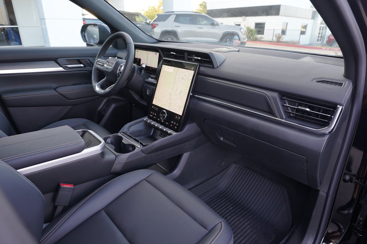New 2027 GMC Terrain Elevation w/ Elevation Premium Package FWD image 24