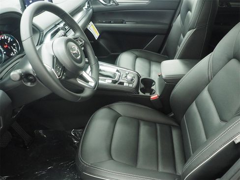 New 2025 MAZDA CX-5 AWD 2.5 S w/ Premium Plus Pkg image 10