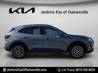 Used 2025 Ford Escape SE