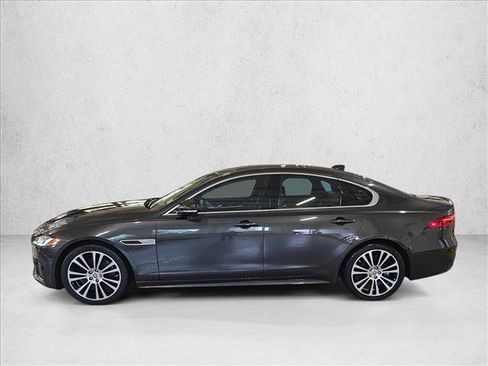 Used 2024 Jaguar XF R-Dynamic SE AWD/4WD image 8