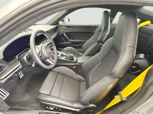 Certified 2026 Porsche 911 GT3 RWD image 5