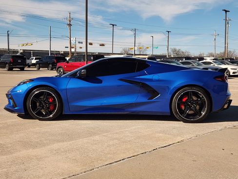 Used 2021 Chevrolet Corvette Stingray image 3