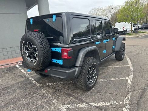 Used 2022 Jeep Wrangler Unlimited Rubicon 4xe AWD/4WD image 4