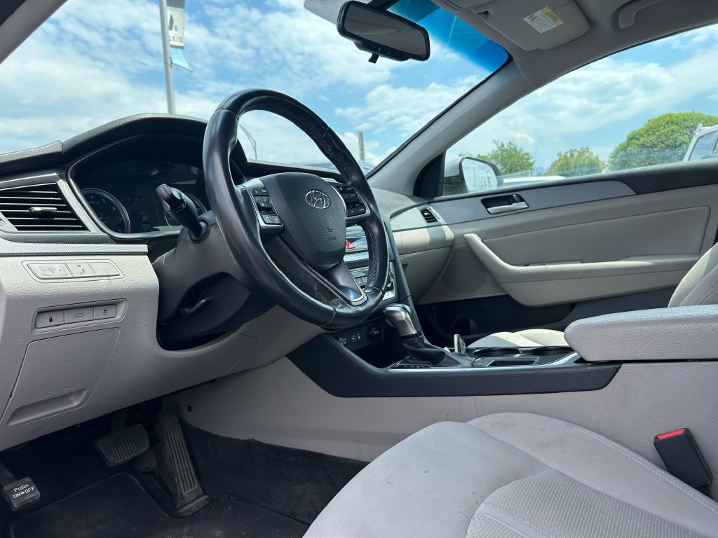 Used 2018 Hyundai Sonata SEL FWD image 25