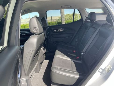Used 2023 GMC Terrain SLT FWD image 24