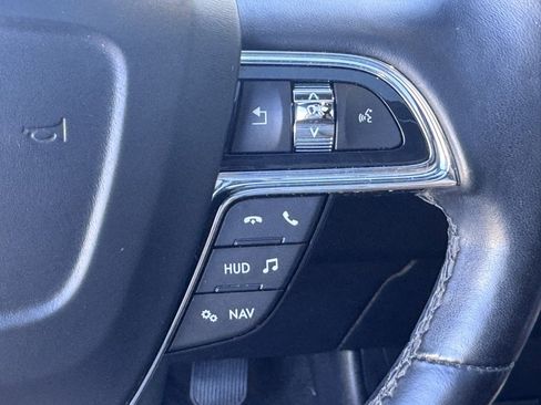 Used 2020 Lincoln Navigator Reserve w/ Luxury Package image 26