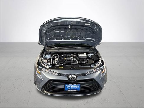 Used 2023 Toyota Corolla LE image 21