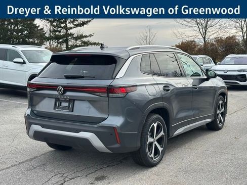 New 2026 Volkswagen Tiguan SE image 7