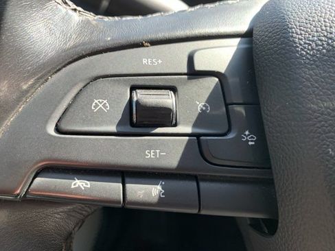 Used 2019 Cadillac XT4 Premium Luxury w/ Driver Assist Package FWD image 34
