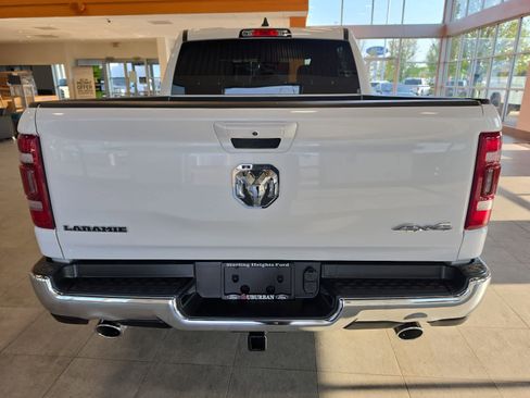 Used 2024 RAM 1500 Laramie AWD/4WD image 9
