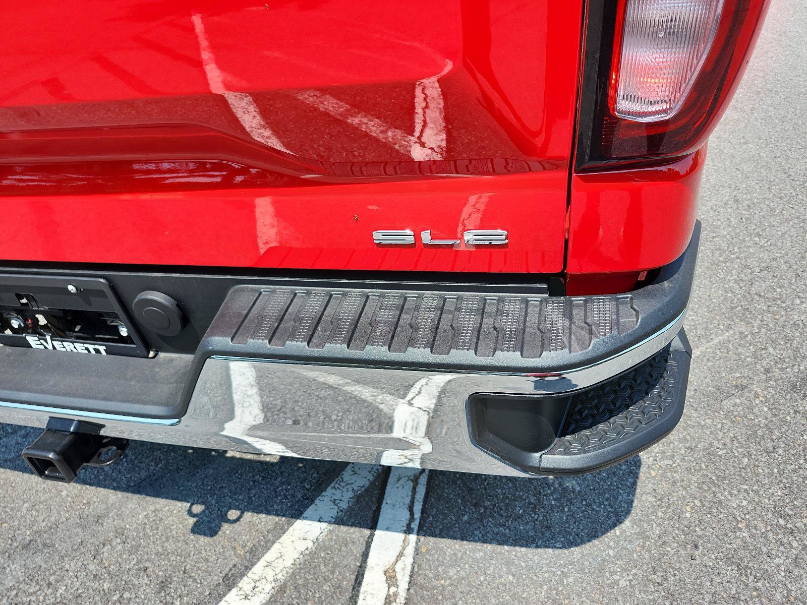 New 2026 GMC Sierra 1500 SLE AWD/4WD image 4