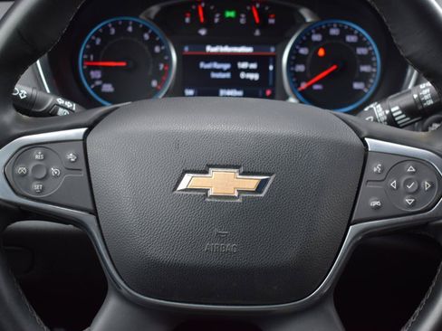 Used 2023 Chevrolet Traverse LT FWD image 14