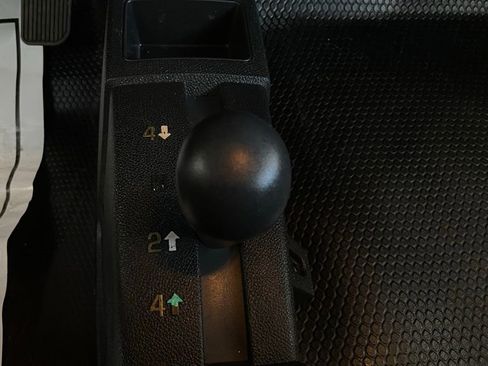 Used 2010 Chevrolet Silverado 2500 W/T image 27