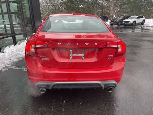 Used 2017 Volvo S60 T5 Dynamic image 7