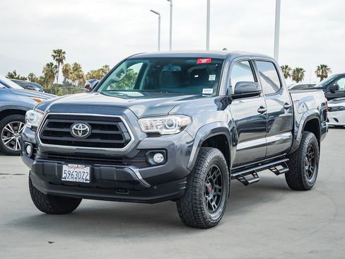 Certified 2020 Toyota Tacoma SR5 RWD image 3