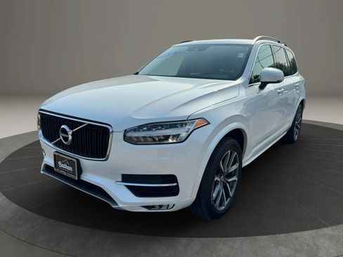 Used 2019 Volvo XC90 T6 Momentum w/ Protection Package Premier AWD/4WD image 11