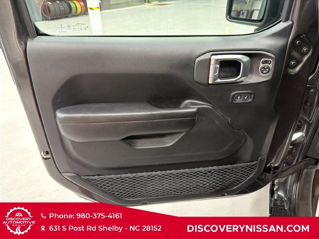 Used 2019 Jeep Wrangler Unlimited Sport S AWD/4WD image 10