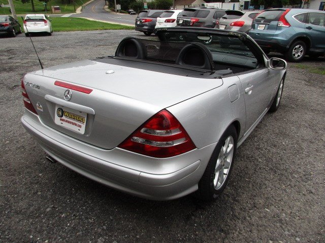 Used 2002 Mercedes-Benz SLK 230 image 14