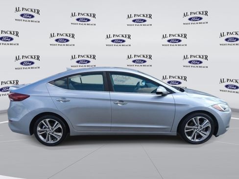 Used 2017 Hyundai Elantra Limited w/ Limited Tech Package 04 FWD image 6