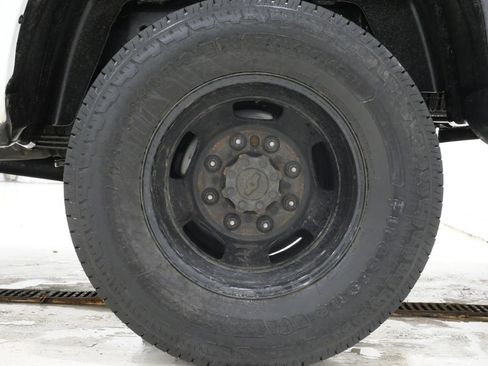 Used 2024 RAM 3500 Big Horn AWD/4WD image 8