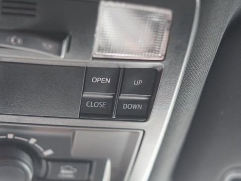 Used 2019 Toyota Tacoma TRD Off-Road image 39