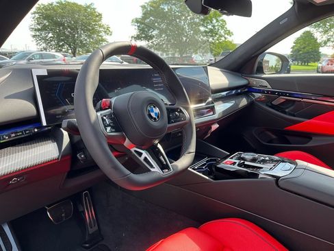 Used 2027 BMW M5 Touring AWD/4WD image 16