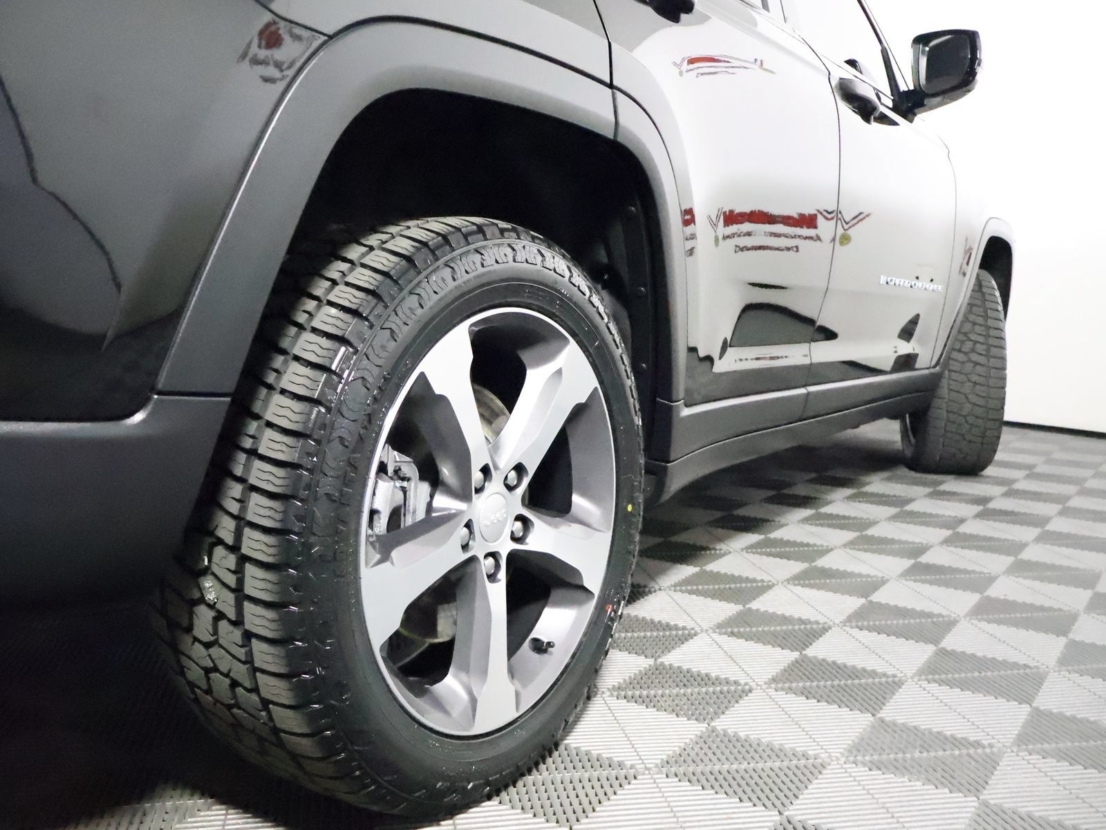 Used 2024 Jeep Grand Cherokee Limited 4xe w/ Luxury Tech Group II AWD/4WD image 10